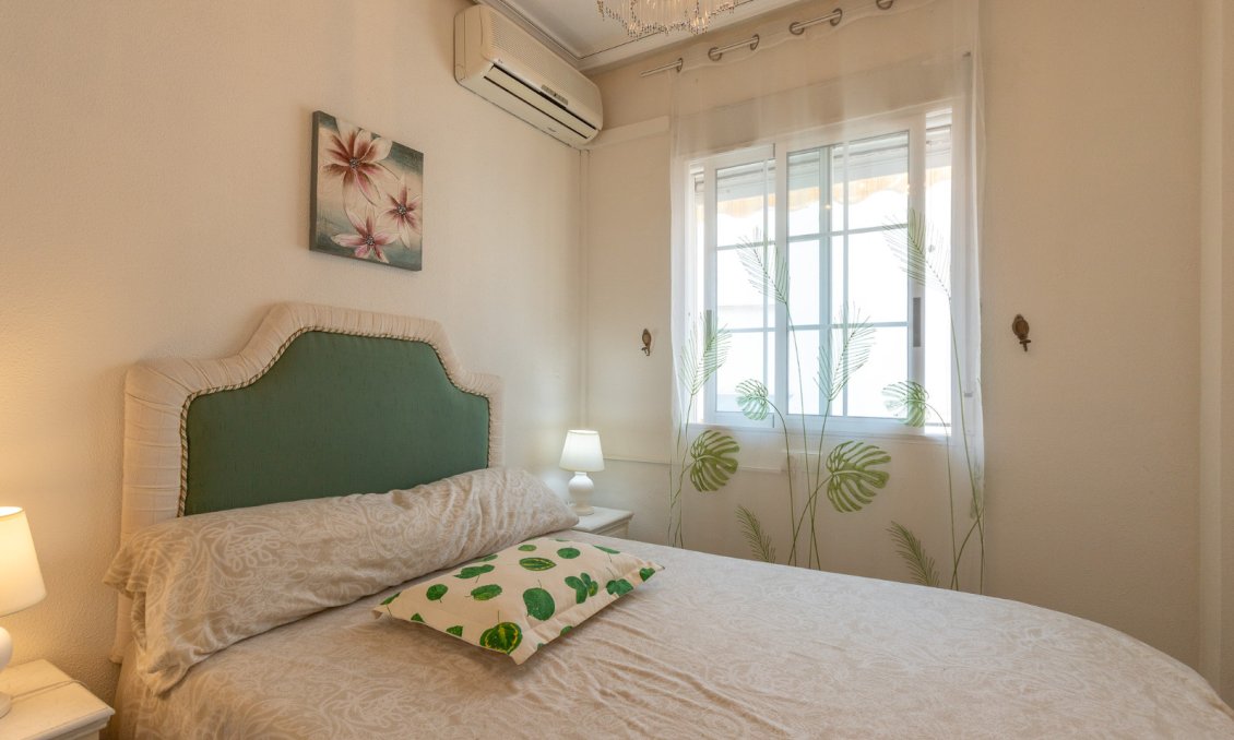 Wiederverkauf - Wohnung -
Torrevieja - Costa Blanca