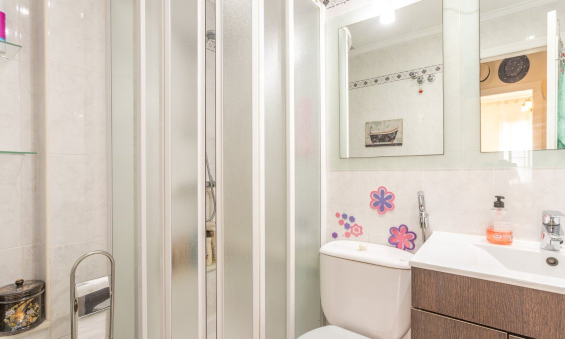 Wiederverkauf - Wohnung -
Torrevieja - Costa Blanca