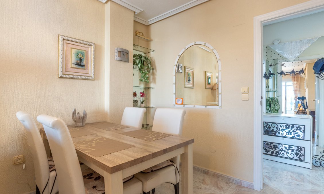 Wiederverkauf - Wohnung -
Torrevieja - Costa Blanca