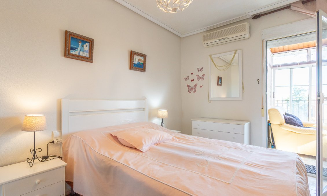 Wiederverkauf - Wohnung -
Torrevieja - Costa Blanca