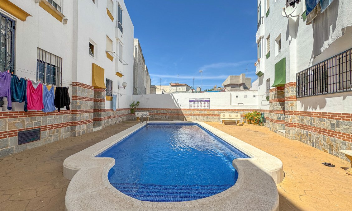 Wiederverkauf - Wohnung -
Torrevieja - Costa Blanca