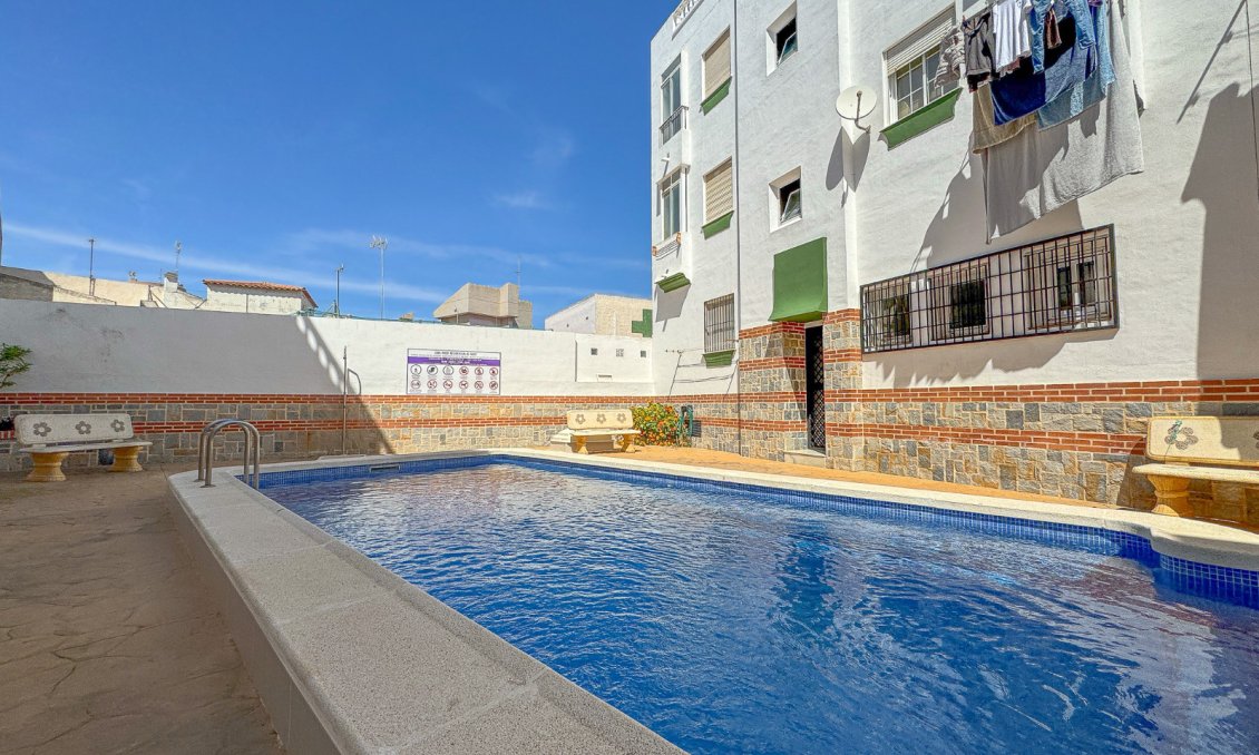 Wiederverkauf - Wohnung -
Torrevieja - Costa Blanca