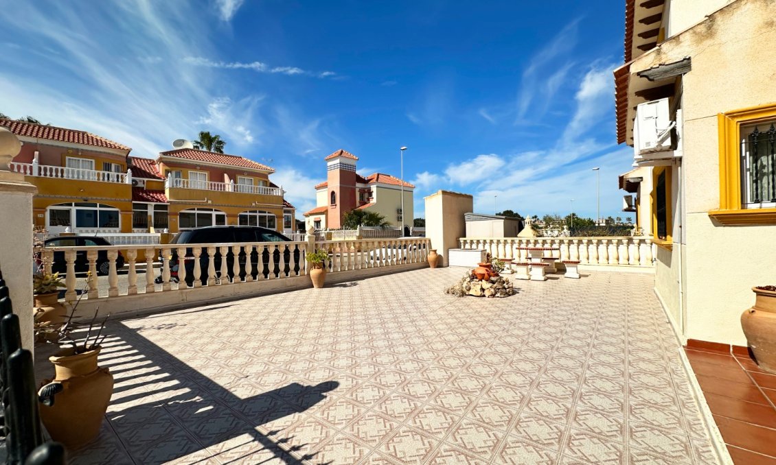 Segunda mano - Town House -
Orihuela Costa - Costa Blanca