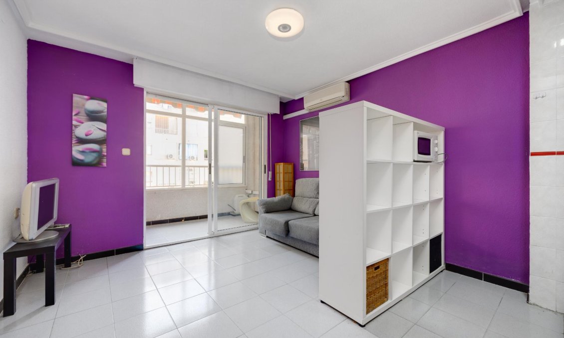 Használt Ingatlanok - Apartman -
Torrevieja - Costa Blanca