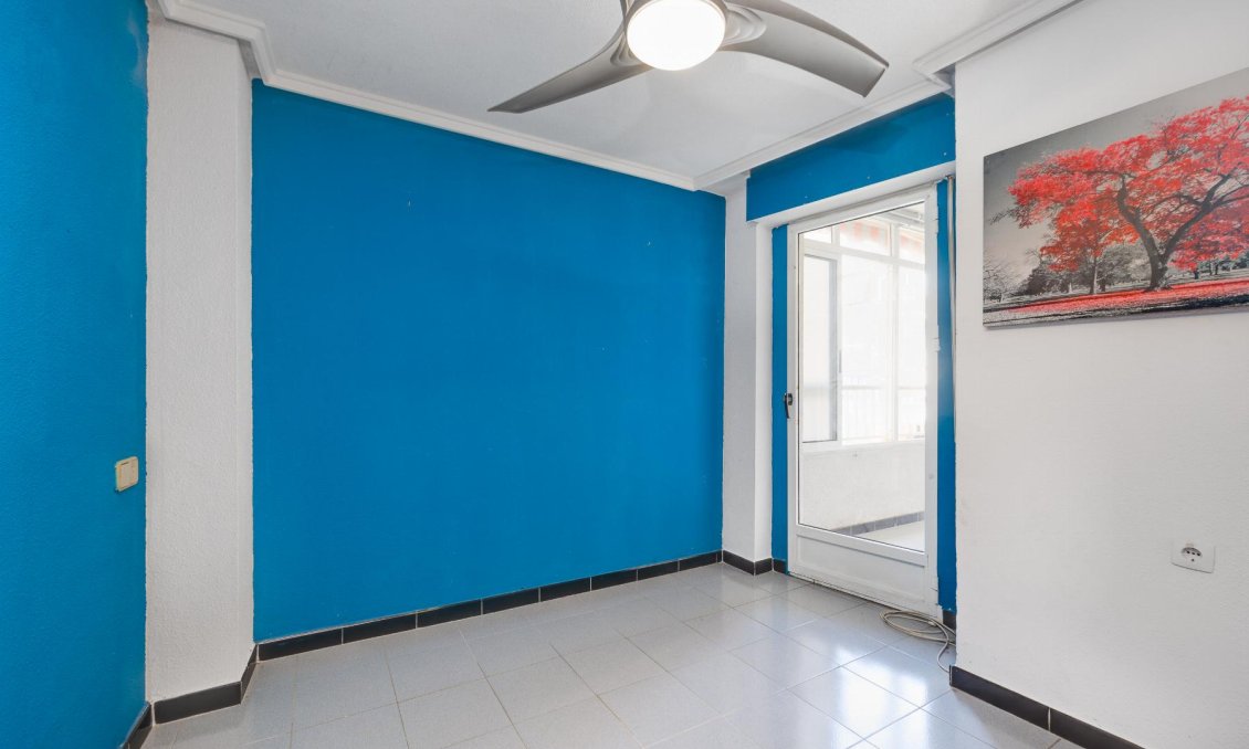 Használt Ingatlanok - Apartman -
Torrevieja - Costa Blanca