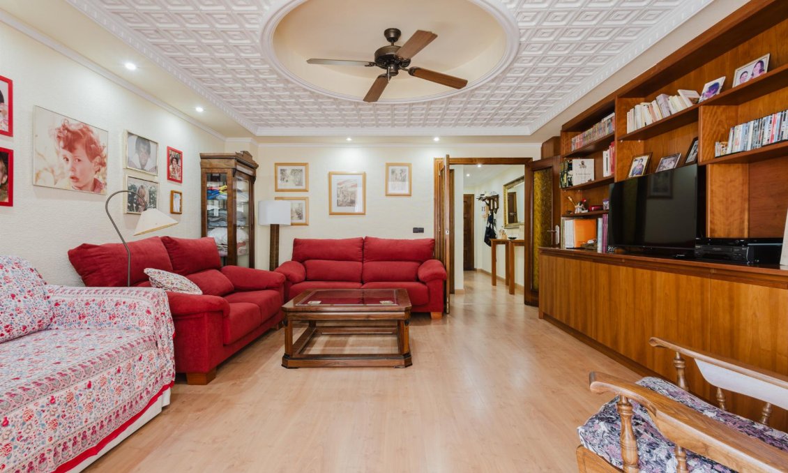 Használt Ingatlanok - Apartman -
Torrevieja - Costa Blanca