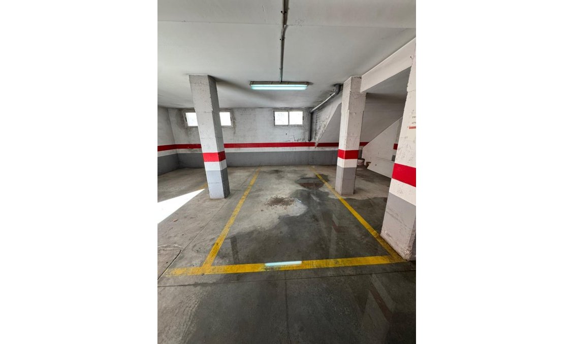 Segunda mano - Apartamento -
San Miguel de Salinas - Inland