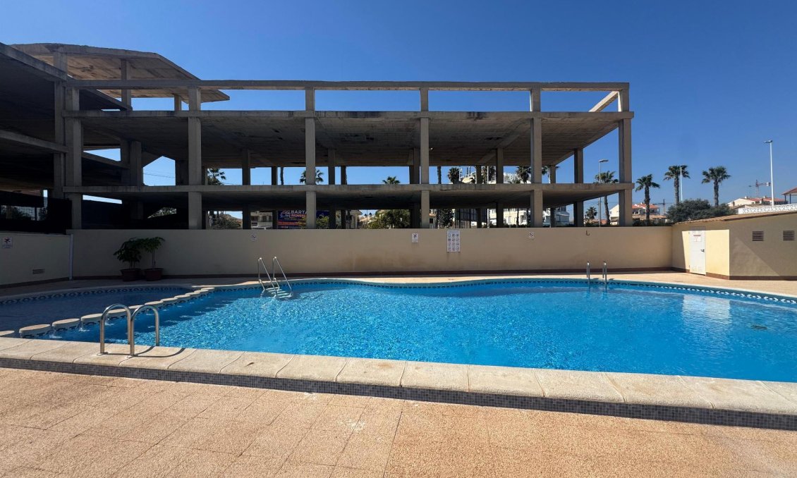 Wiederverkauf - Wohnung -
Torrevieja - Costa Blanca