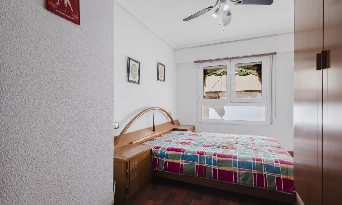 Wiederverkauf - Wohnung -
Torrevieja - Costa Blanca