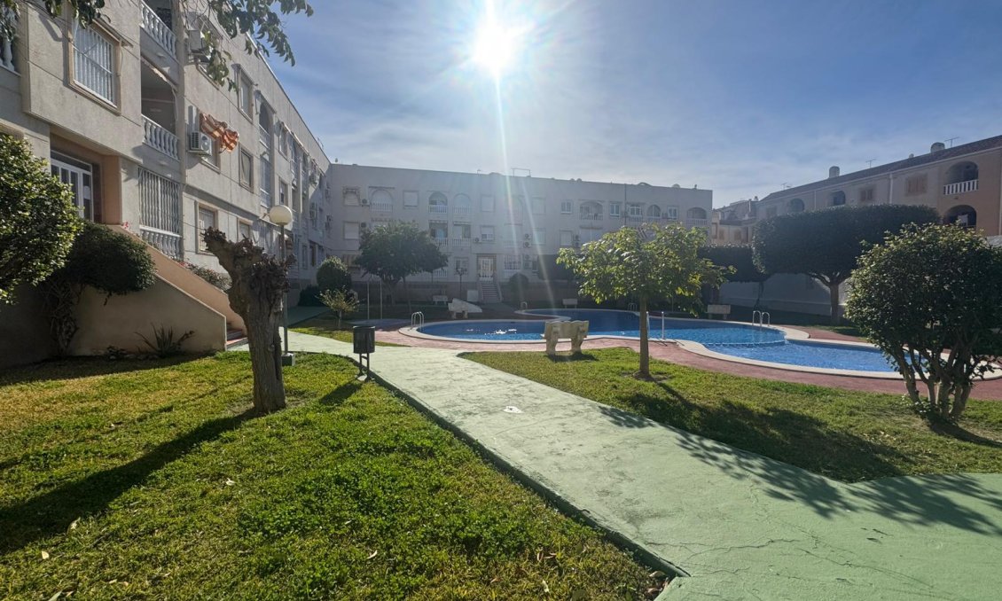 Wiederverkauf - Wohnung -
Torrevieja - Costa Blanca