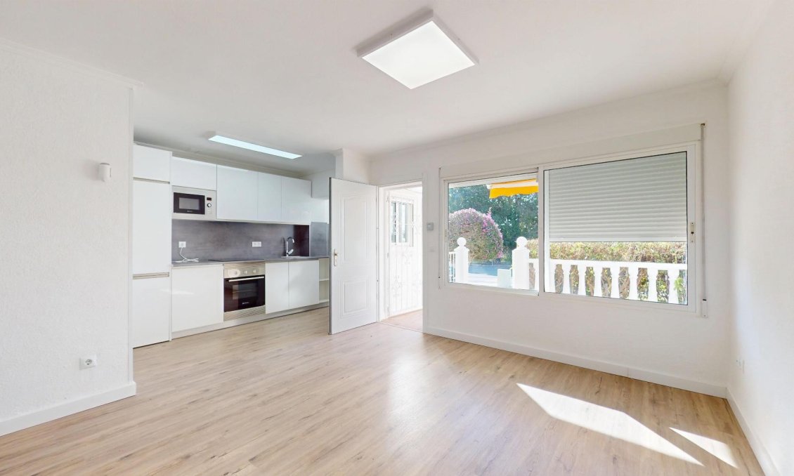 Wiederverkauf - Bungalow -
Orihuela Costa - Costa Blanca