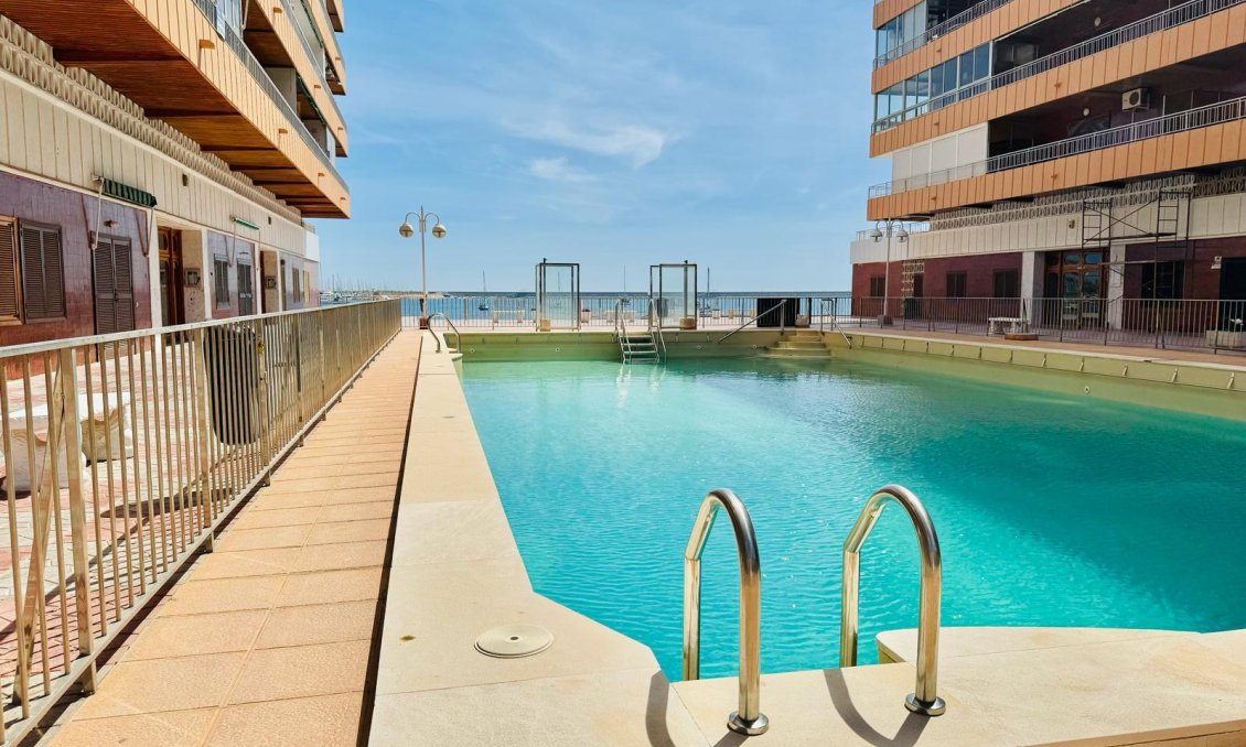 Wiederverkauf - Wohnung -
Torrevieja - Costa Blanca