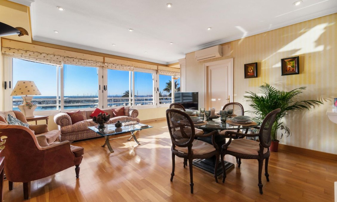 Wiederverkauf - Wohnung -
Torrevieja - Costa Blanca