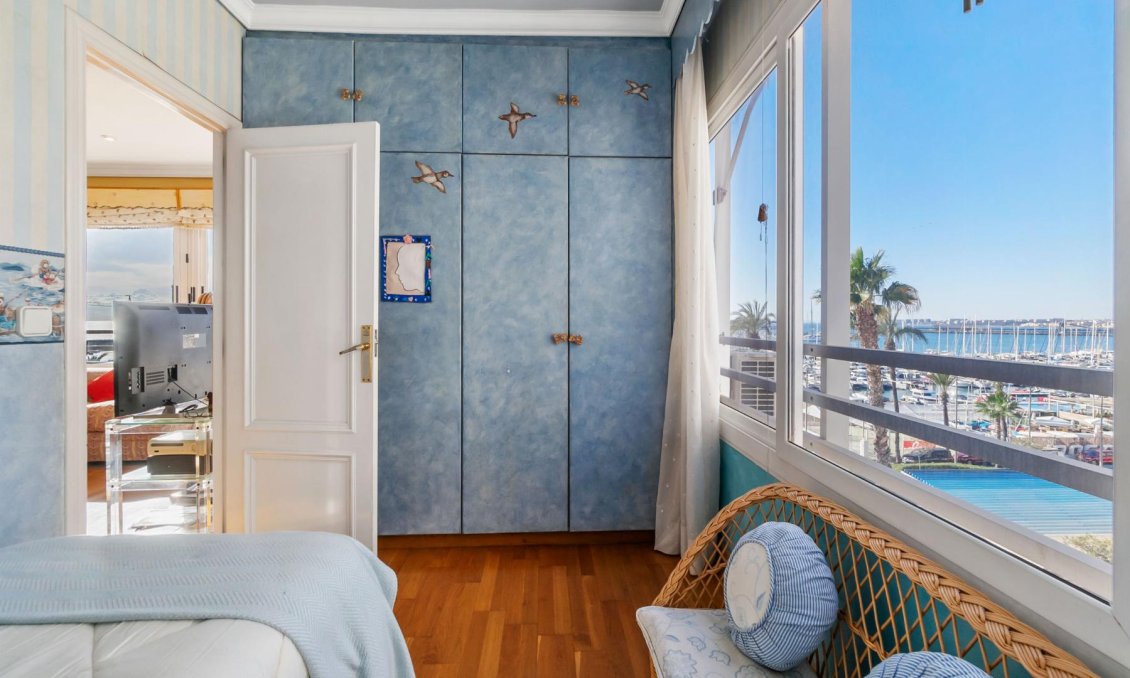 Wiederverkauf - Wohnung -
Torrevieja - Costa Blanca