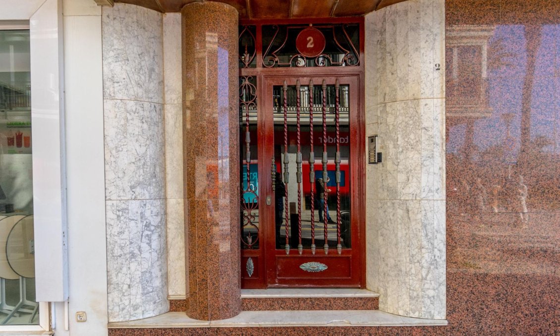 Wiederverkauf - Wohnung -
Torrevieja - Costa Blanca