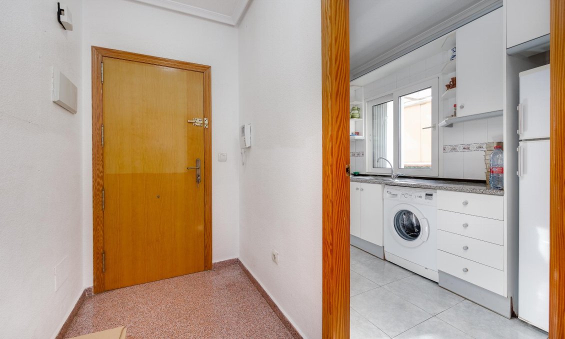 Wiederverkauf - Wohnung -
Torrevieja - Costa Blanca