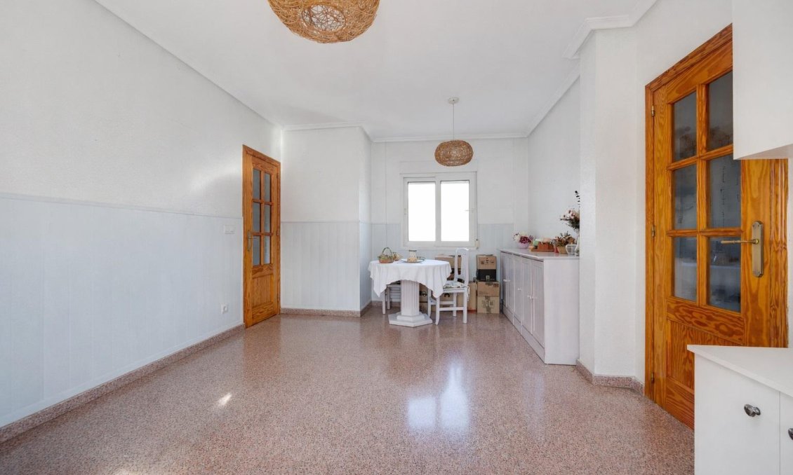 Wiederverkauf - Wohnung -
Torrevieja - Costa Blanca