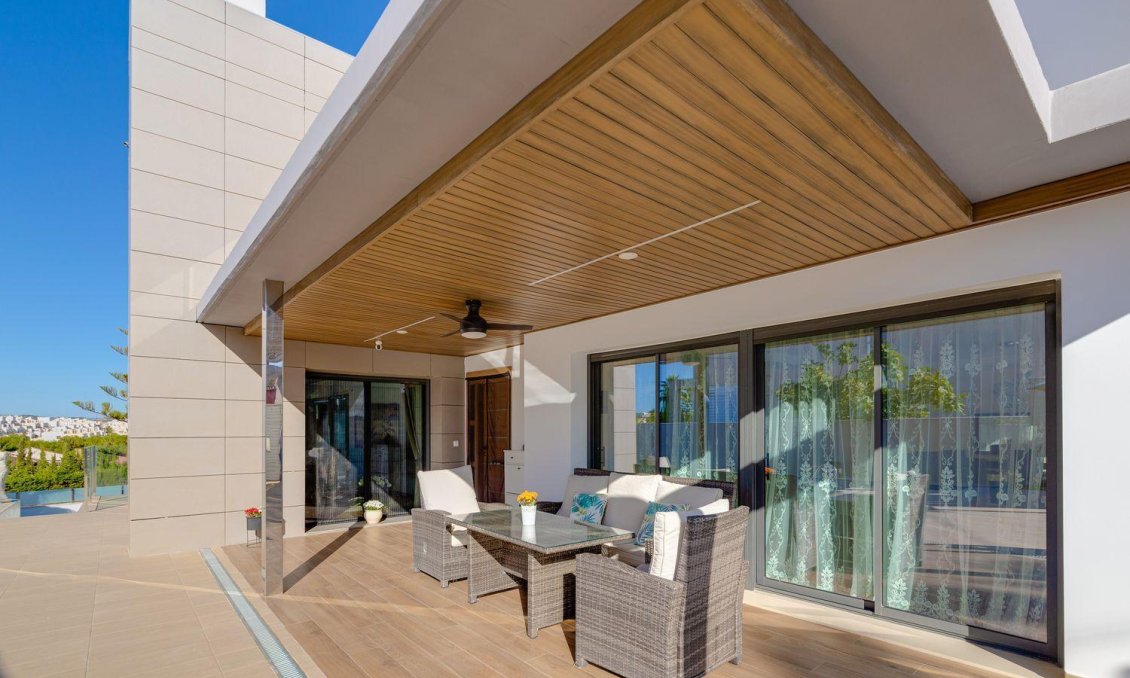 Wiederverkauf - Villa -
Torrevieja - Costa Blanca