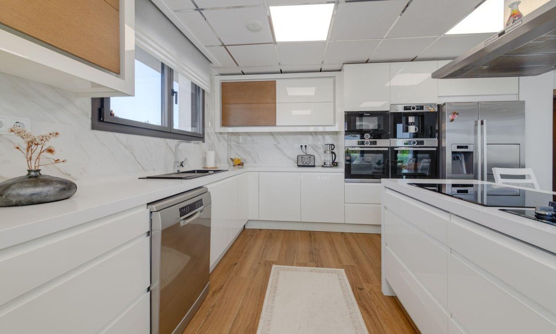 Wiederverkauf - Villa -
Torrevieja - Costa Blanca