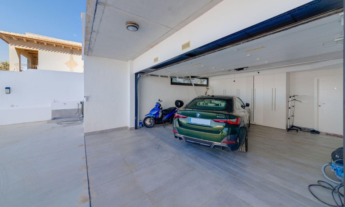 Wiederverkauf - Villa -
Torrevieja - Costa Blanca