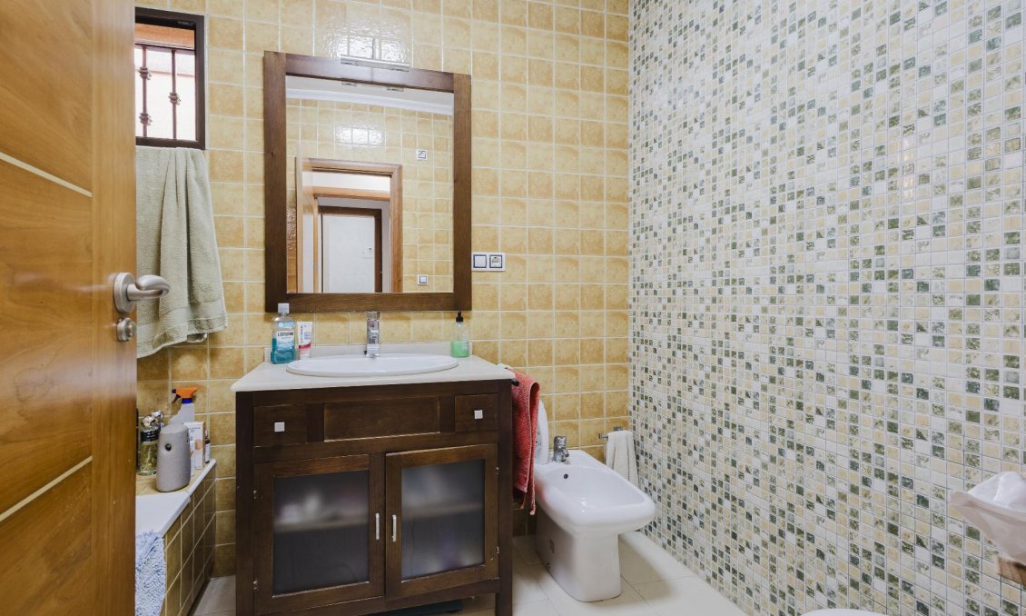 Wiederverkauf - Villa -
Torrevieja - Costa Blanca