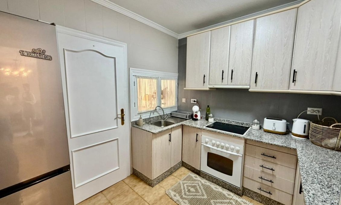Segunda mano - Town House -
Torrevieja - Los Frutales