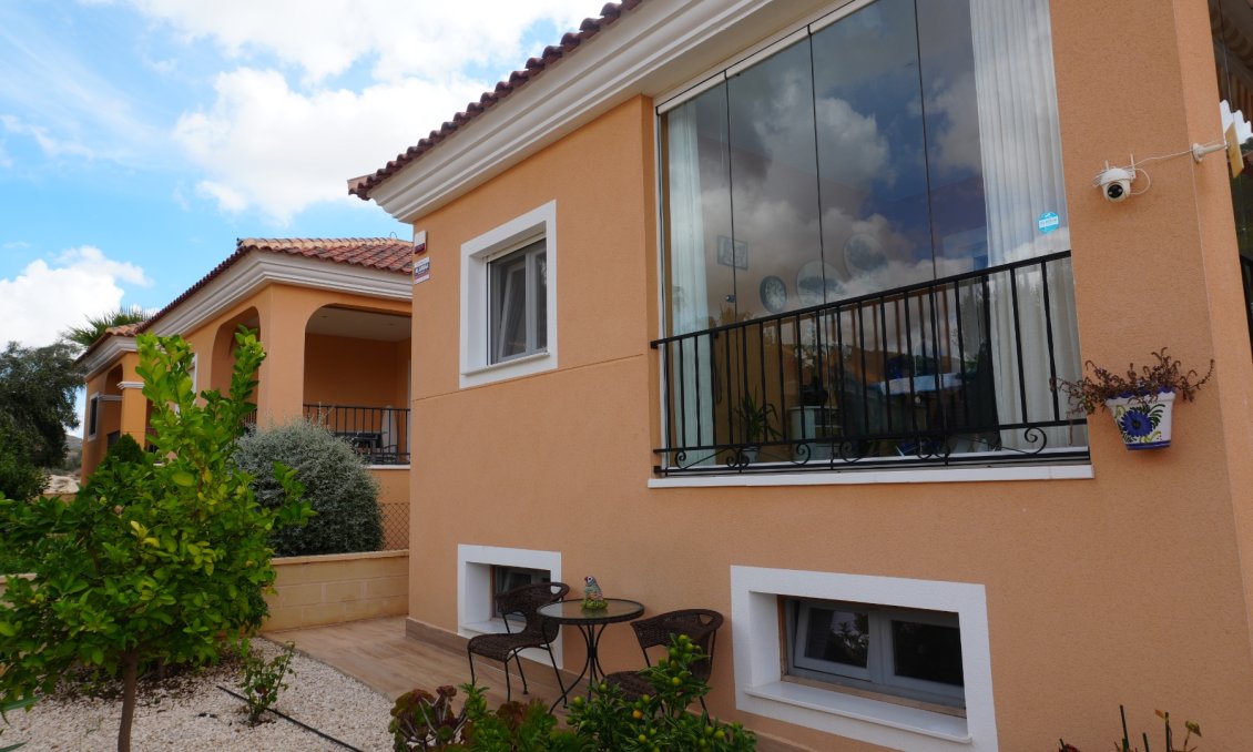 Resale - Villa -
La Romana - Inland