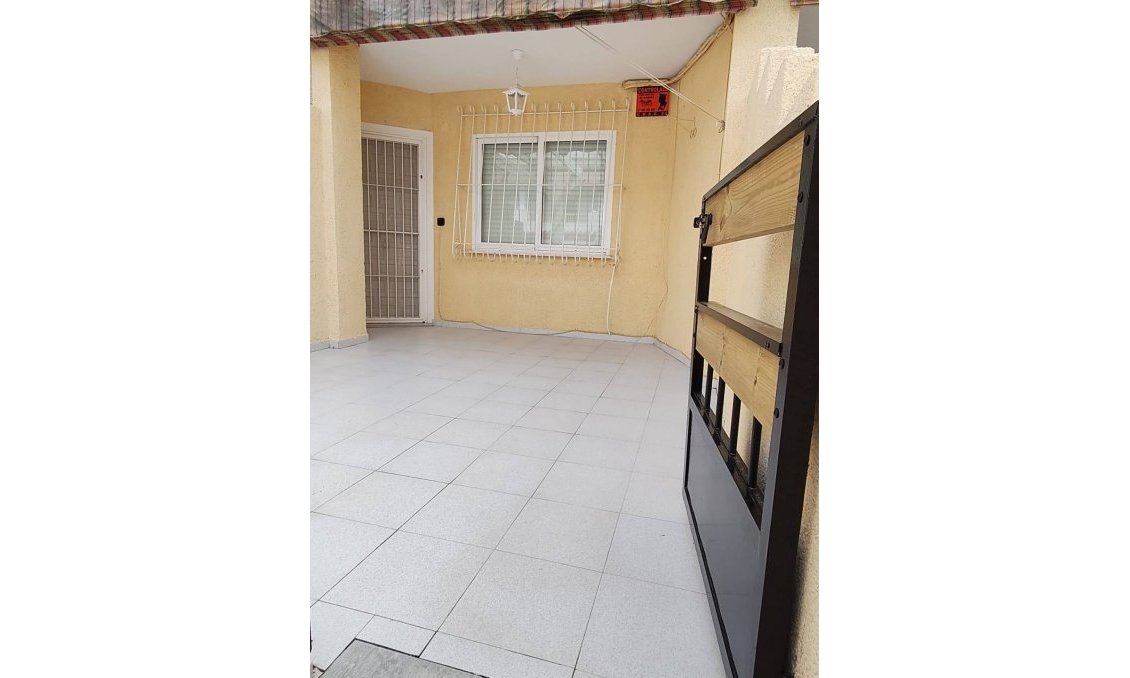 Segunda mano - Duplex -
San Pedro del Pinatar - Villananitos