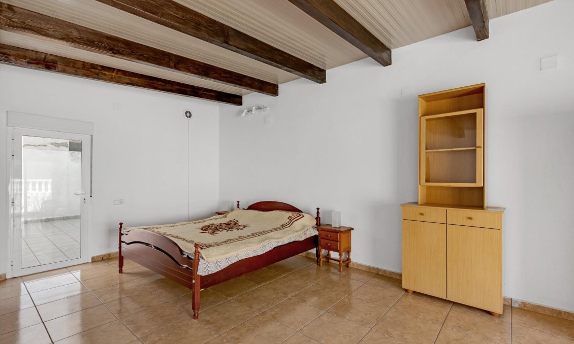 Wiederverkauf - Bungalow -
Torrevieja - Centro