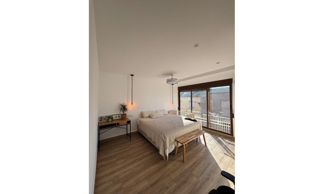 Wiederverkauf - Wohnung -
Almoradí - Centro Urbano 2