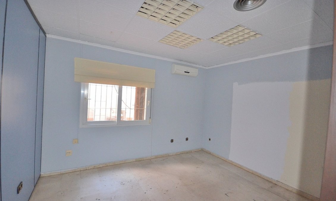 Wiederverkauf - Wohnung -
Torrevieja - Centro