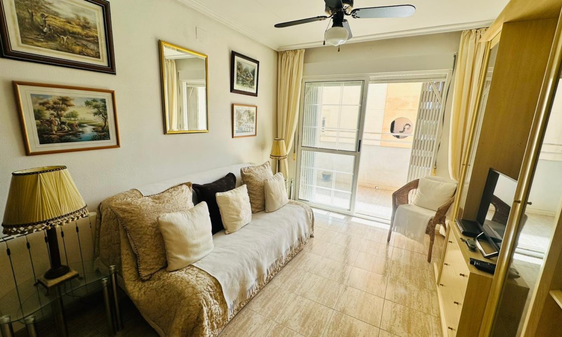 Wiederverkauf - Wohnung -
Torrevieja - Costa Blanca