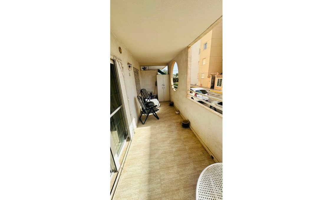 Wiederverkauf - Wohnung -
Torrevieja - Costa Blanca