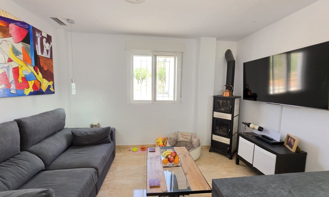 Wiederverkauf - Villa -
Pinoso - Inland