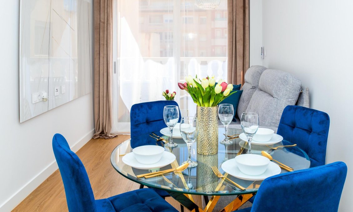 Resale - Apartment -
Torrevieja - Centro