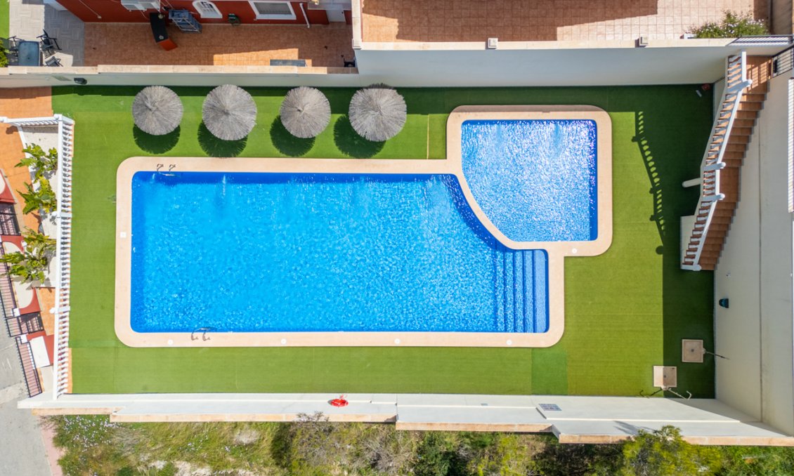 Revente - Town House -
Villamartin - Costa Blanca