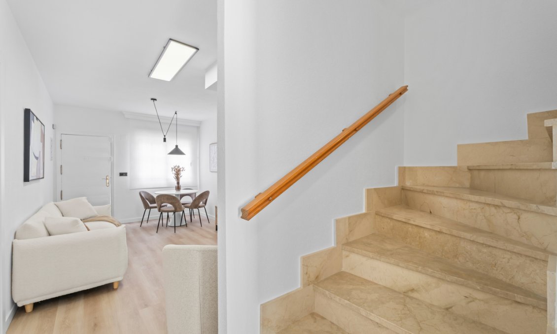 Revente - Town House -
Villamartin - Costa Blanca