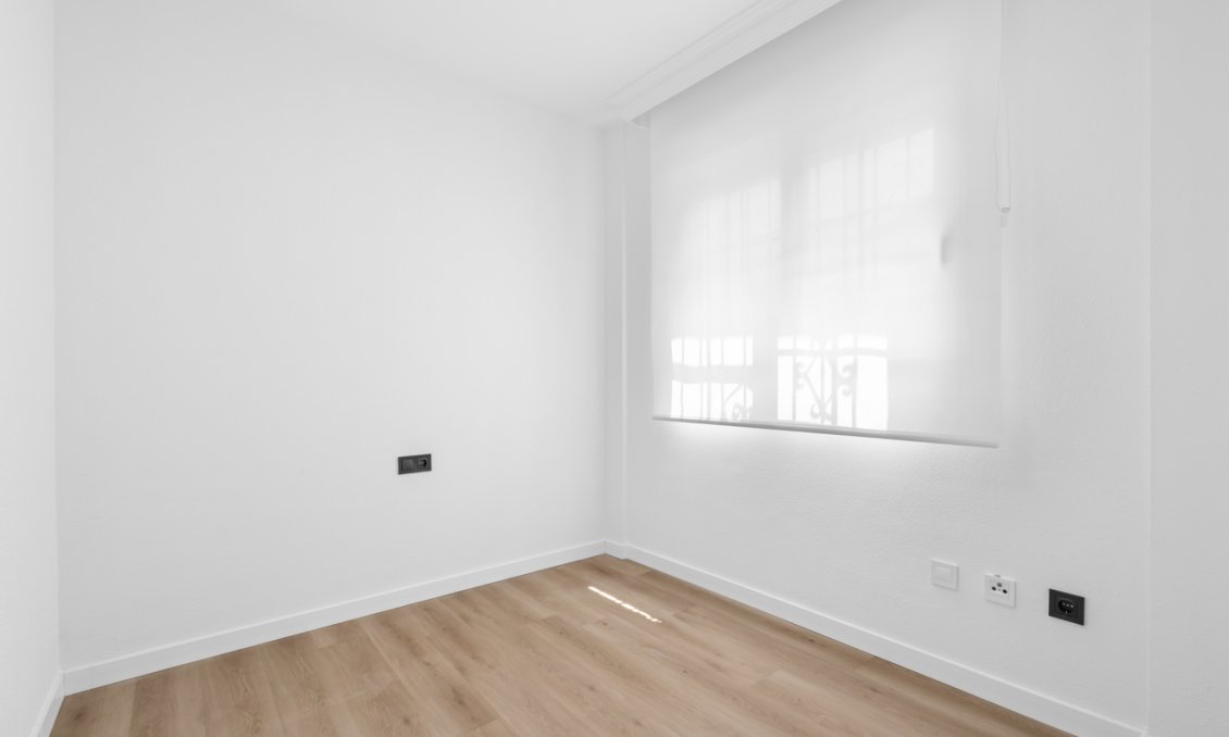 Revente - Town House -
Villamartin - Costa Blanca