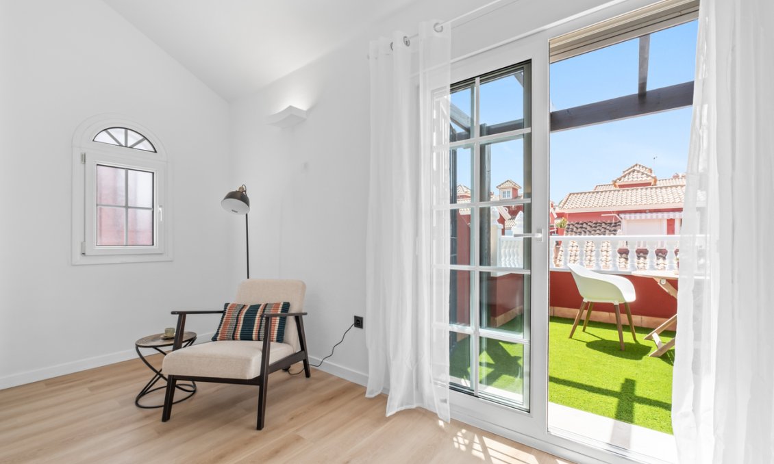 Revente - Town House -
Villamartin - Costa Blanca