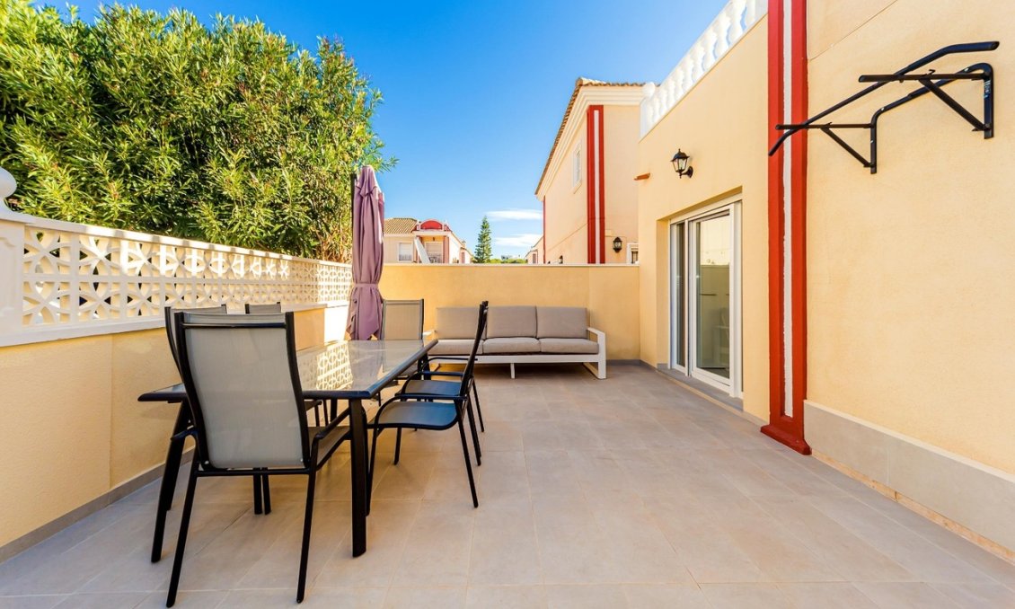 Segunda mano - Duplex -
Dehesa de Campoamor - Costa Blanca