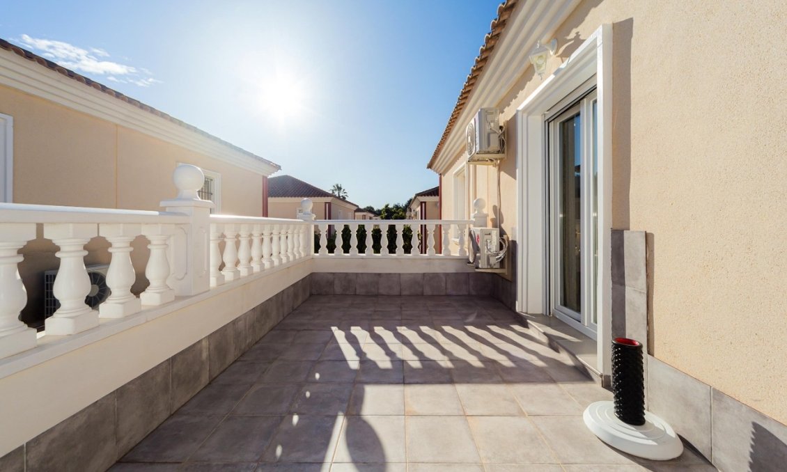 Segunda mano - Duplex -
Dehesa de Campoamor - Costa Blanca