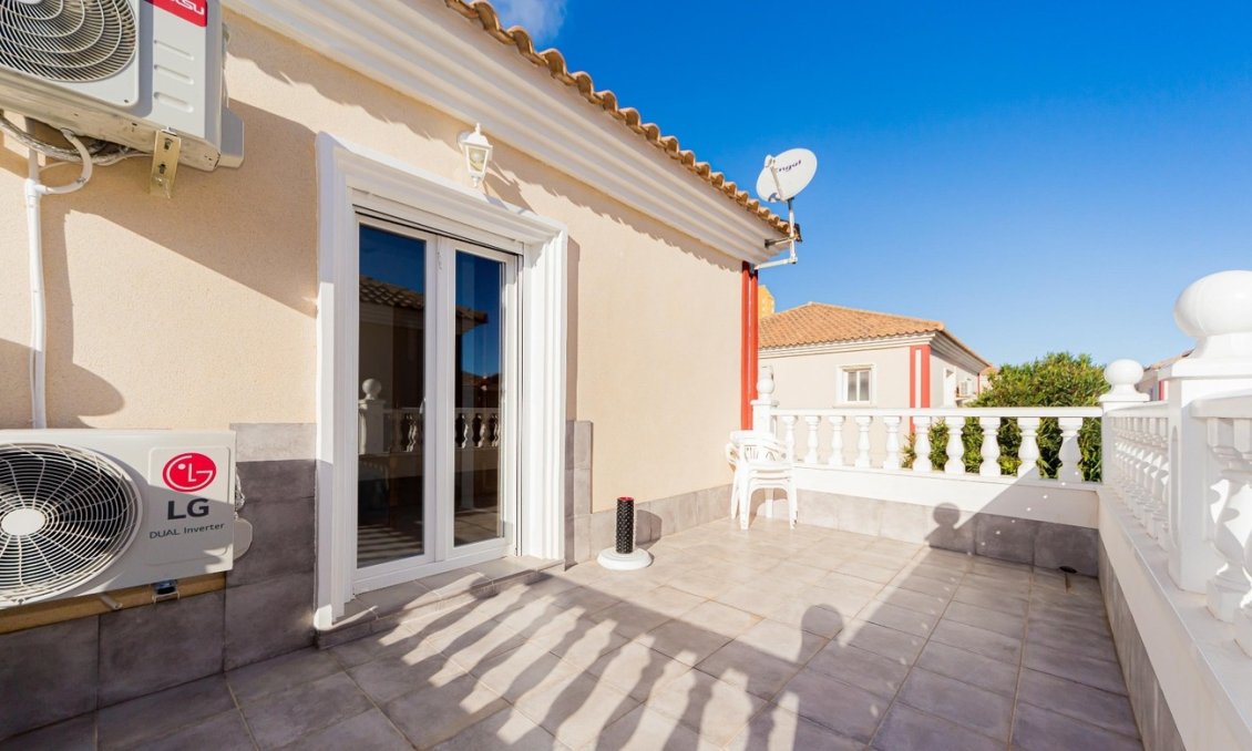 Segunda mano - Duplex -
Dehesa de Campoamor - Costa Blanca