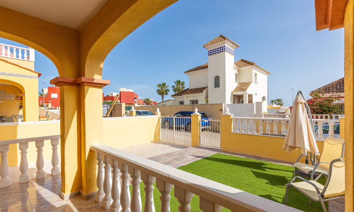 Revente - Semi Detached -
Orihuela Costa - Villamartín