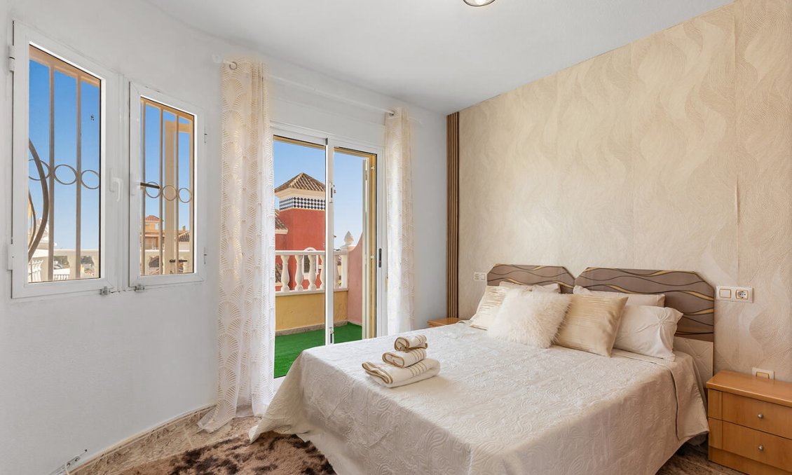 Revente - Semi Detached -
Orihuela Costa - Villamartín