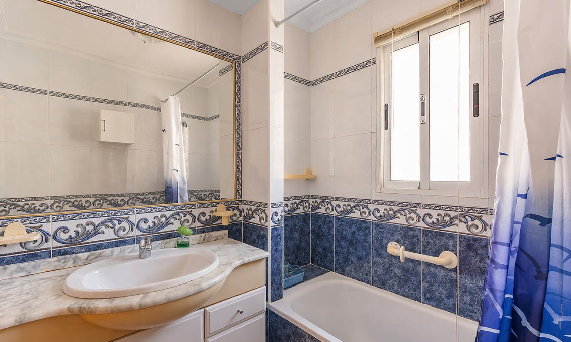 Revente - Semi Detached -
Orihuela Costa - Villamartín
