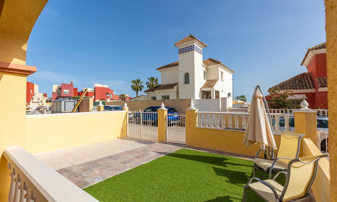 Revente - Semi Detached -
Orihuela Costa - Villamartín