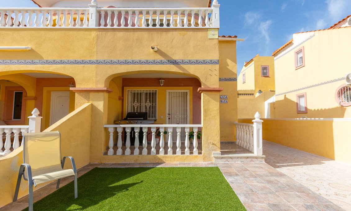Revente - Semi Detached -
Orihuela Costa - Villamartín