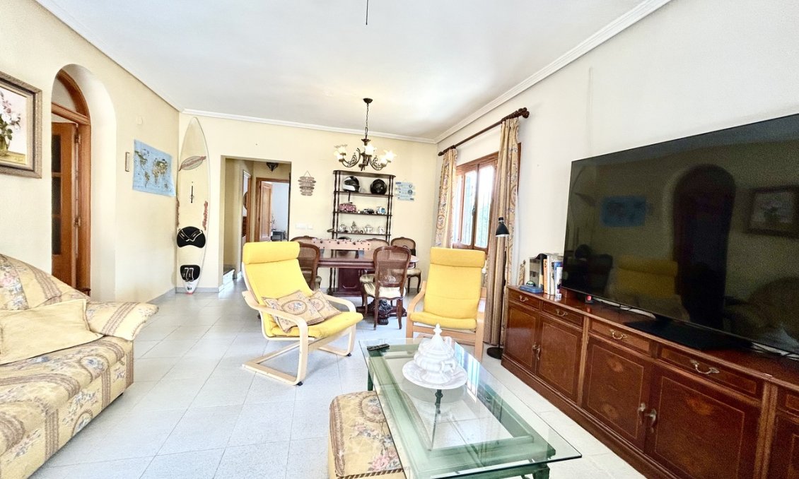 Segunda mano - Villa -
La Zenia - Costa Blanca