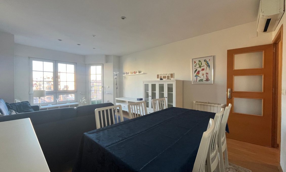 Segunda mano - Apartamento -
Torrevieja - Centro