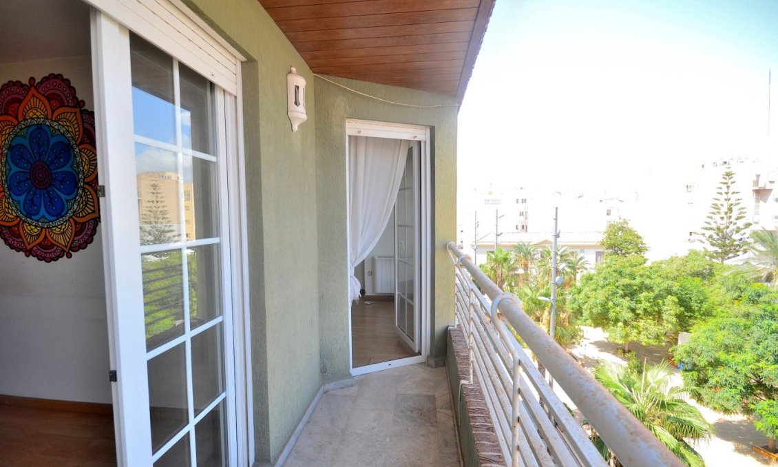 Segunda mano - Apartamento -
Torrevieja - Centro